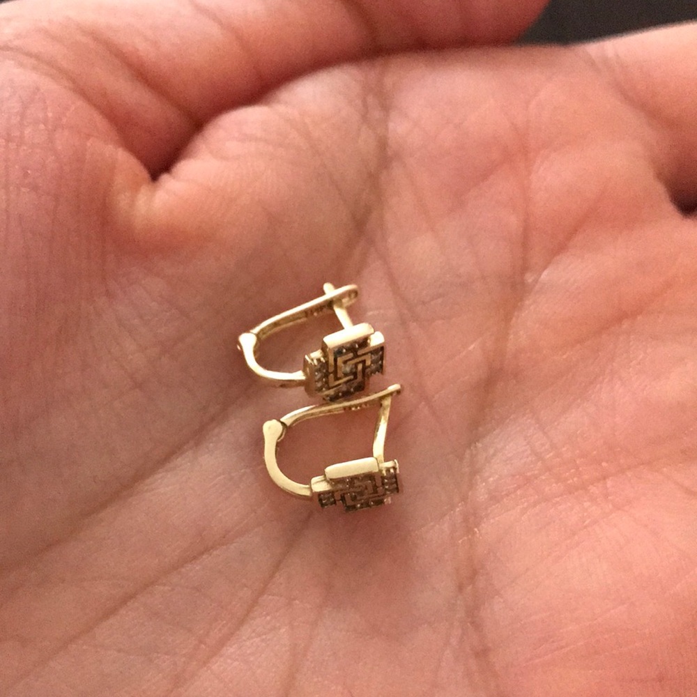 Earring